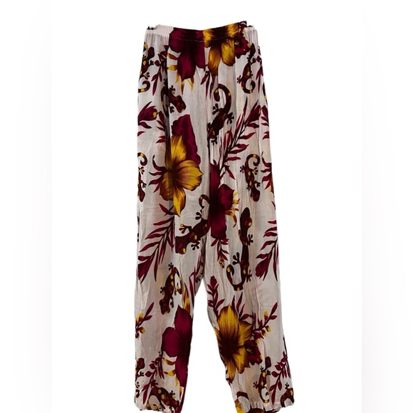 Peaceful People Floral pull on Rayon pants. Stretch waist size Lg women’s - Picture 2 of 3